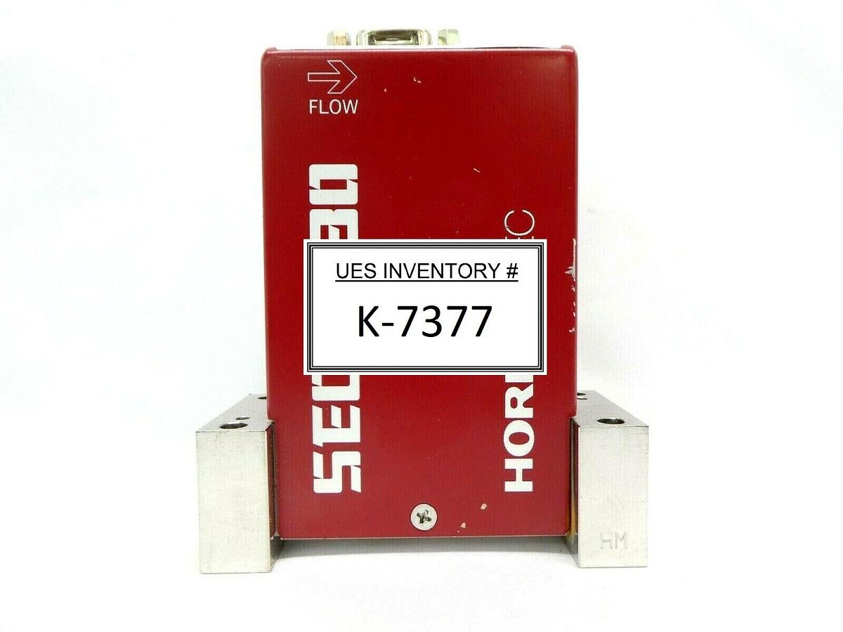 Used STEC SEC-7330M MFC Mass Flow Controller SEC-7330 300 CCM Cl2 Working Spare