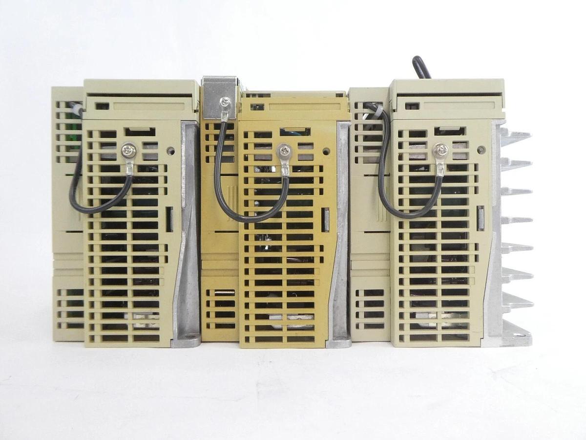 Used Yaskawa Electric SGDH-01BEY222 SGDH-01AE Servo Driver SERVOPACK Lot of 7 Working