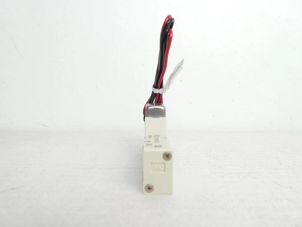 SMC SYJ3133-5LZ Solenoid Valve Reseller Lot of 14 New Surplus