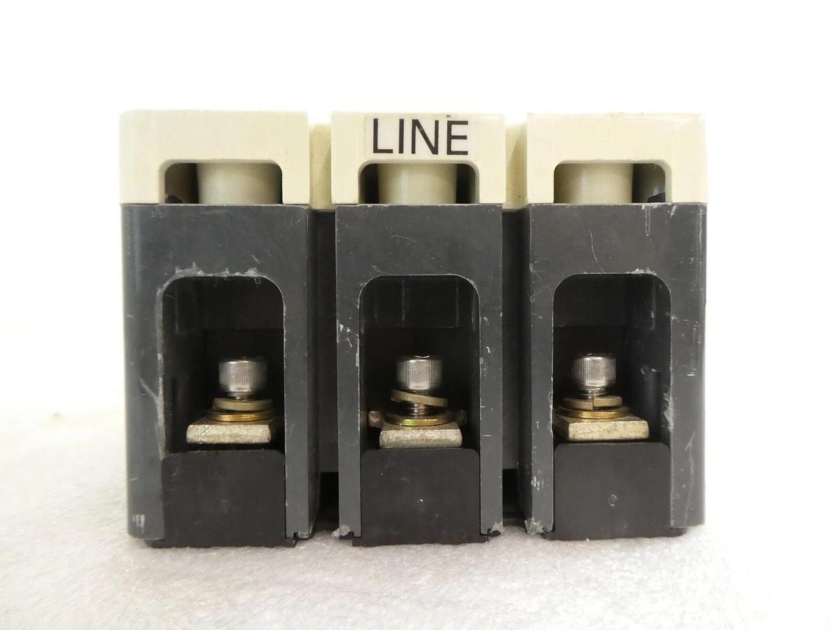 Used Cutler-Hammer ELHKD3400A08 3-Pole Industrial Circuit Breaker ELHKD Working