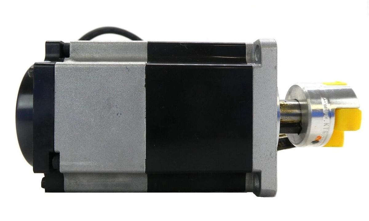 Used Sanyo Denki R2AA06020FCP11M AC Servo Motor SANMOTION R Working Surplus