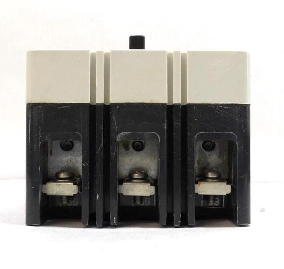 Used Cutler-Hammer FD3015L 3-Pole Circuit Breaker FD 35k Lot of 4 Working
