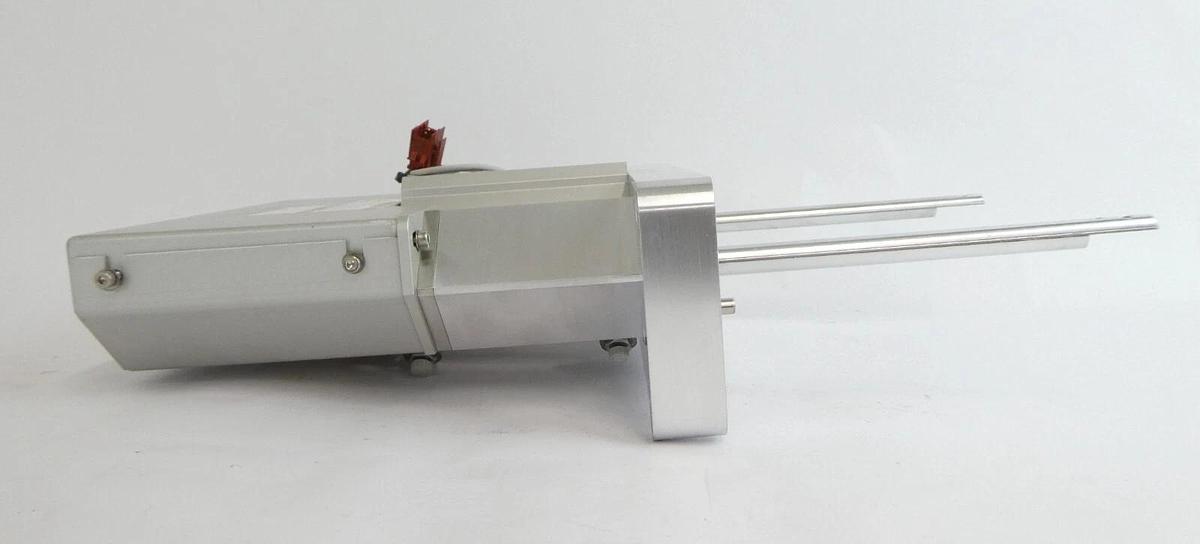 Used SMC NCDQ2B50-75DC Slit Valve Door Assembly AMAT 0040-54690 Working