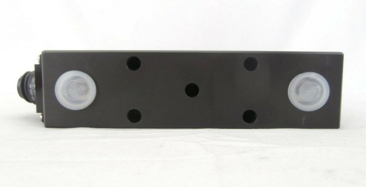 Used VAT MONOVAT Stainless Wafer Transfer Valve 02010-BA44 02110-BA44 Unmarked Spare