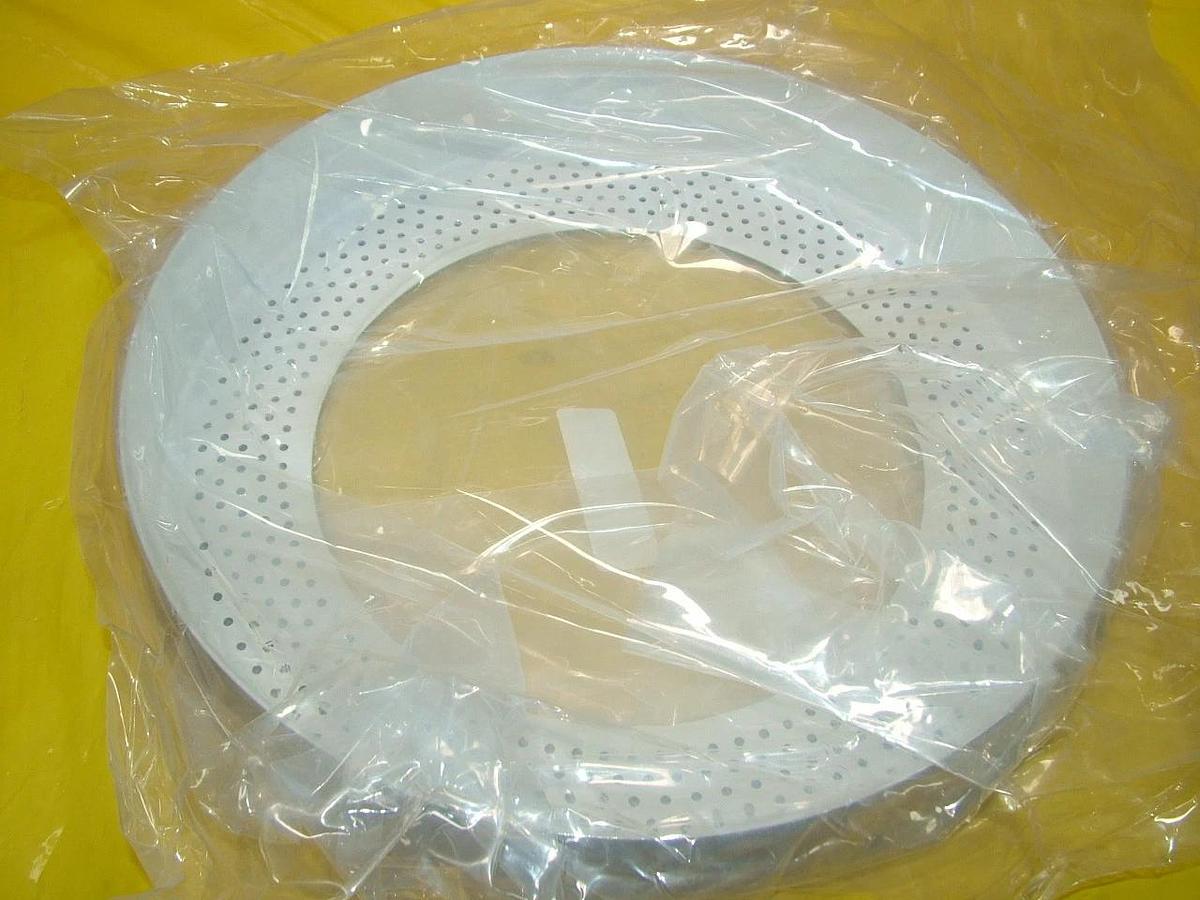 Tosoh 06225-000 ESC Semiconductor Process Wafer Shield New Surplus