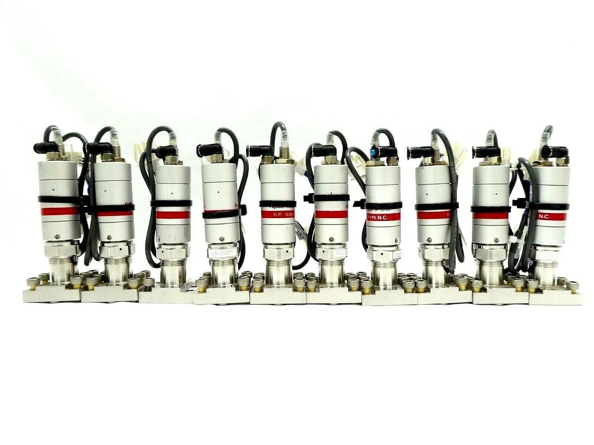 Used Fujikin 080627 Pneumatic Diaphragm Valve 0.39 ~ 0.59MPa N.C. Lot of 10 Working