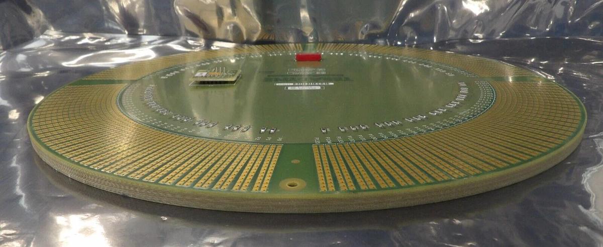 Used Teradyne 829-726-00 Round Circuit Board PCB Assembly Working Surplus