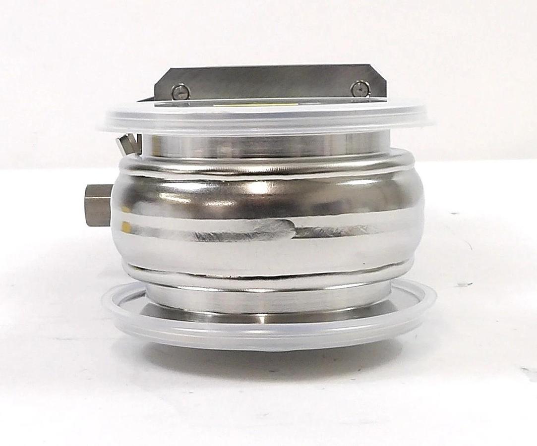 Used VAT 01034-KE11-AOK1 Mini UHV Gate Valve Series 01.0 AMAT 0190-62835 New Surplus