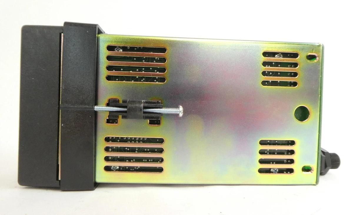 Used Watlow D881-0000-1000 Temperature Controller TB50 D8 AMAT Lot of 4 Working
