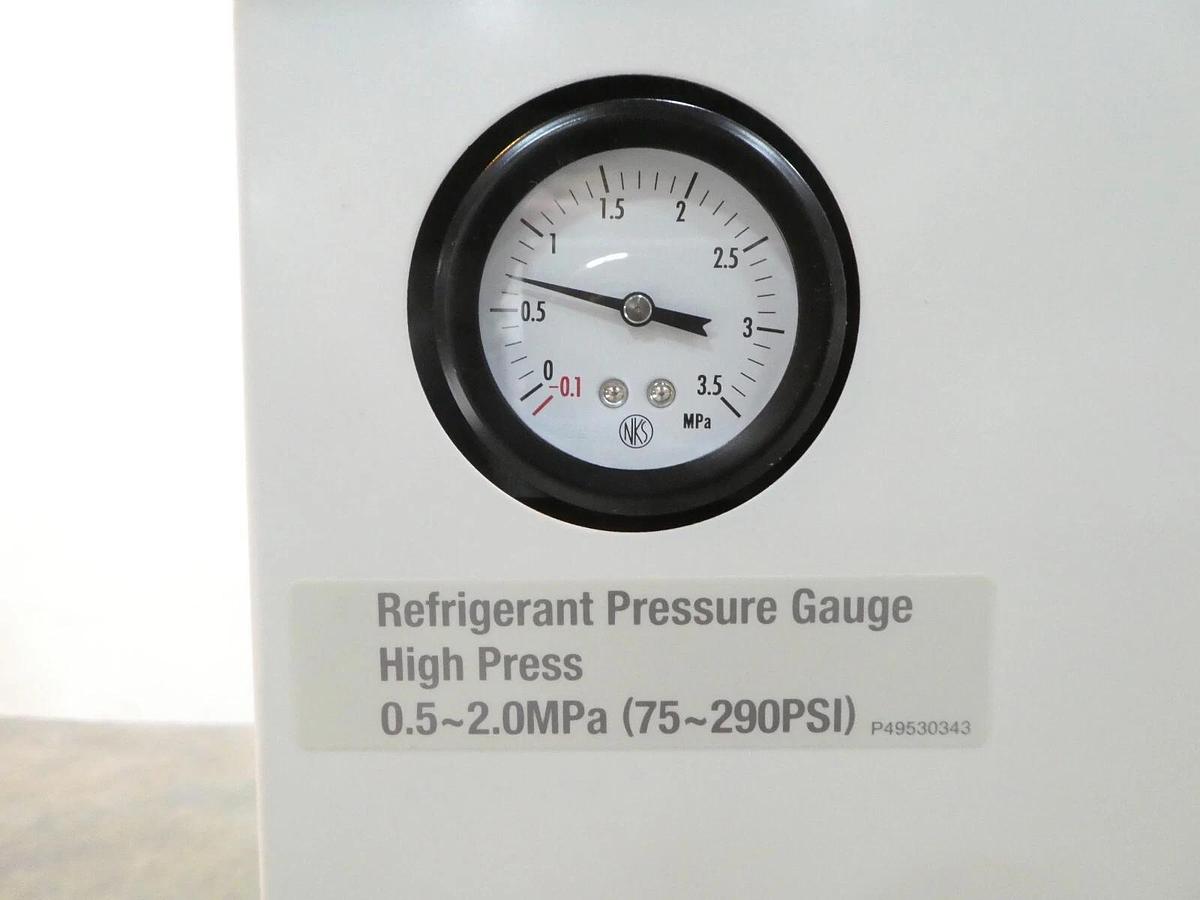 Used HRZ008-L SMC INR-496-005 Recirculating Thermo Chiller Dented Working Surplus
