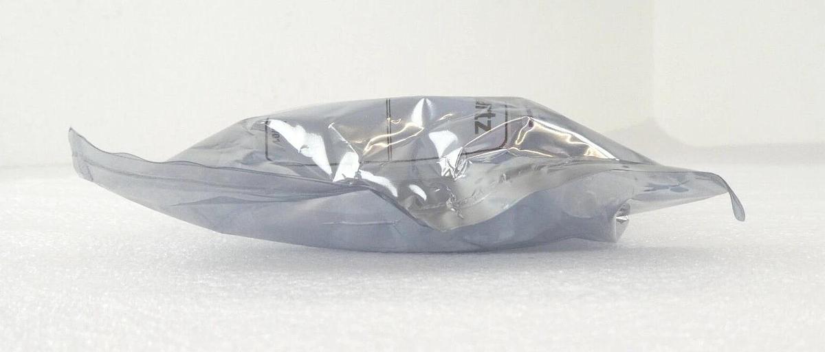 Mattson Technology 304-15694-00-Z1 Quarts RF Break Angled Holes Lot of 7 New