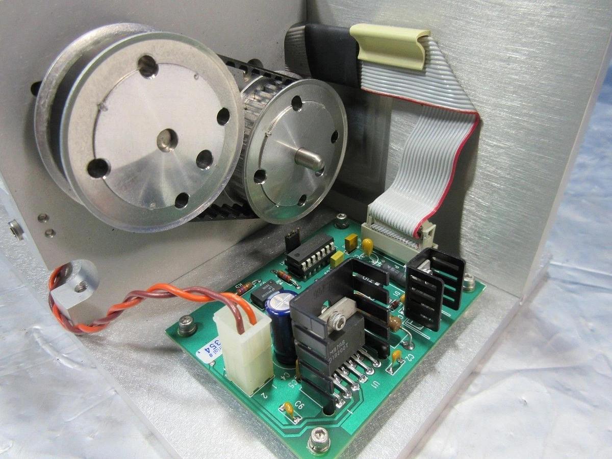 Used Asyst 04290-101 Load Lock Elevator 94-1119 Used Working
