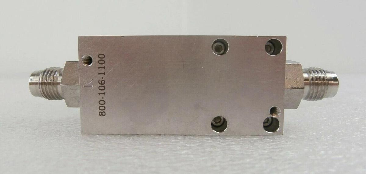 Used UNIT Instruments UFC-1200A Mass Flow Controller MFC Balzers 847-042-2045 Working