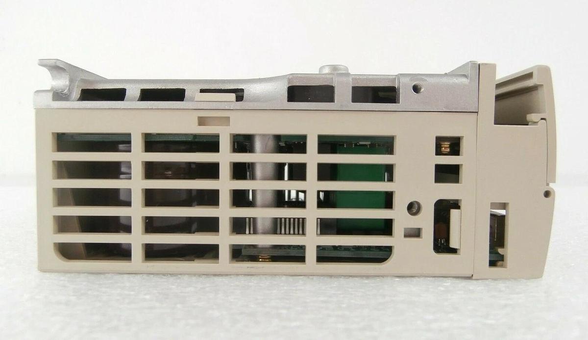 Used Yaskawa Electric SGDA-01BPY110 Servo Drive SERVOPACK Working Spare