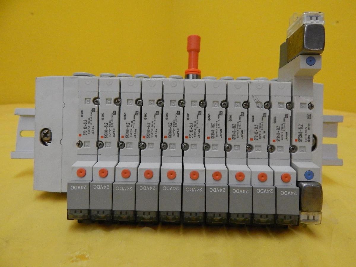 Used SMC 11-Port Pneumatic Manifold SY3140-5LZ Used Working