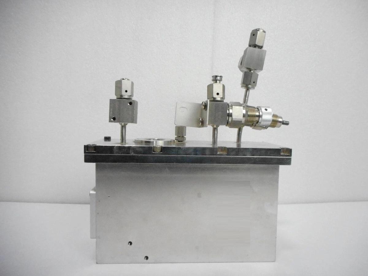 Used AMAT Applied Materials 0010-09318 TEOS/Dopant Ampule Precision 5K P5000 Working