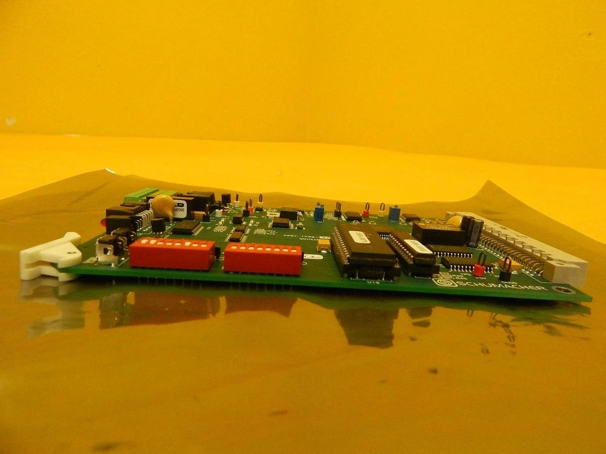 Used Schumacher 1730-3002 Reservoir Controller PCB Card S0000164-3 Used Working