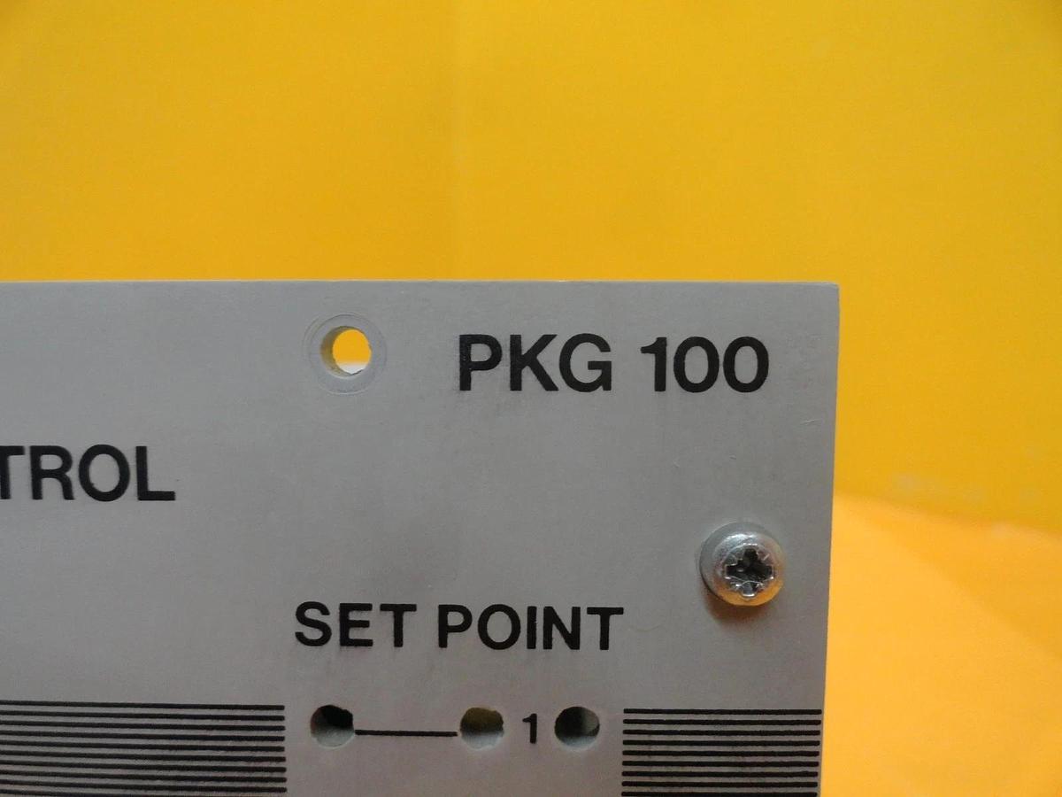 Used Balzers BG D17 000 Pirani Cold Cathode Vacuum Gauge Control PKG 100 Used