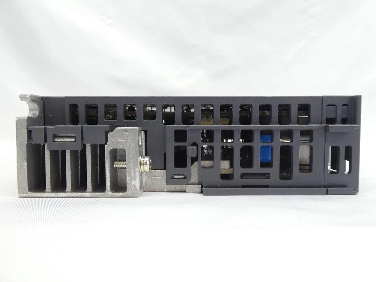Mitsubishi MR-J3-10A-RX035T002 AC Servo Drive MELSERVO New Surplus