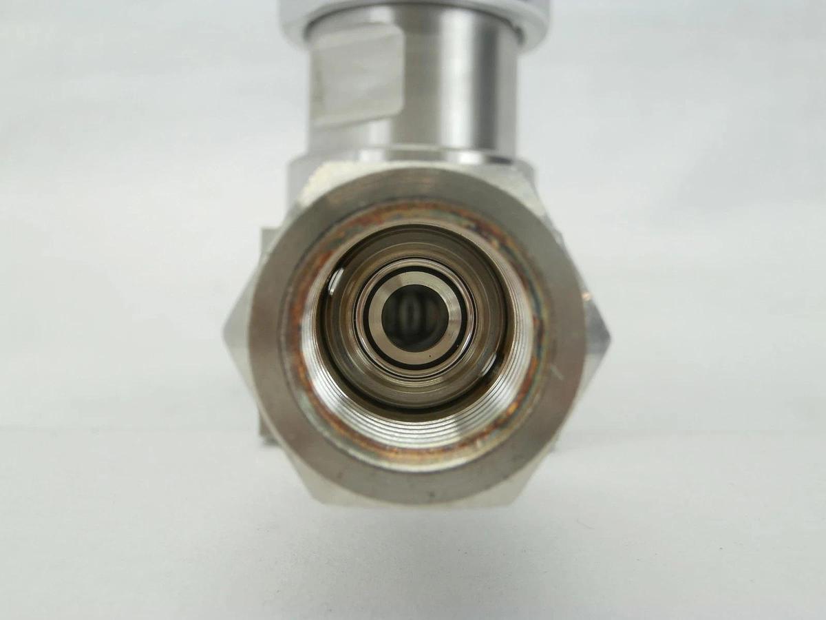 Used AMAT Applied Materials 3870-03867 Pneumatic N.C. Diaphragm Valve Working Surplus