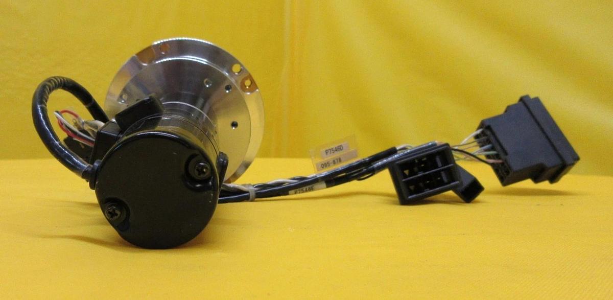 Used Harmonic Drive Systems RH-8D-3006-E100D0 DC Servo Actuator Nikon NSR-S307E Used