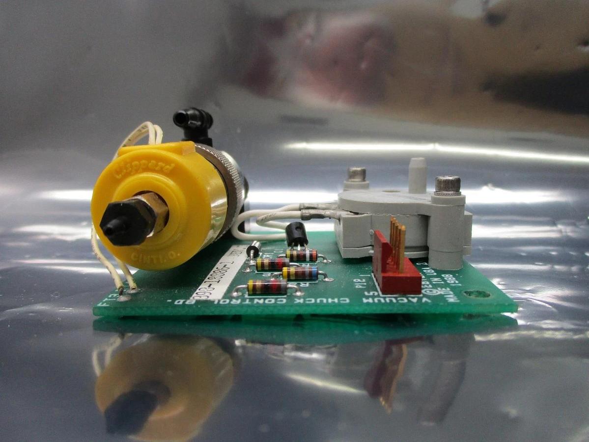 Used Estek 398-18886-1 Pneumatic Vacuum Chuck Control Board PCB 398-18886-1 Used
