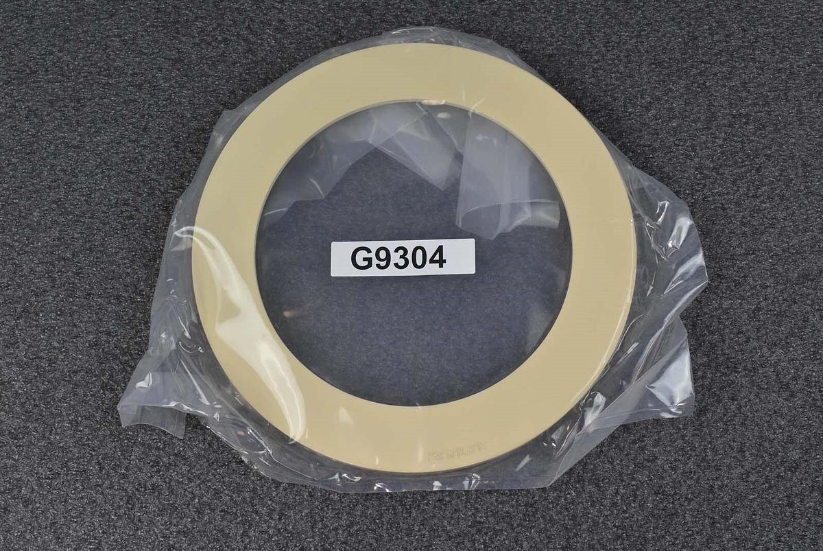 Used LAM 716-011540-001 Upper Face Ring Ceramic