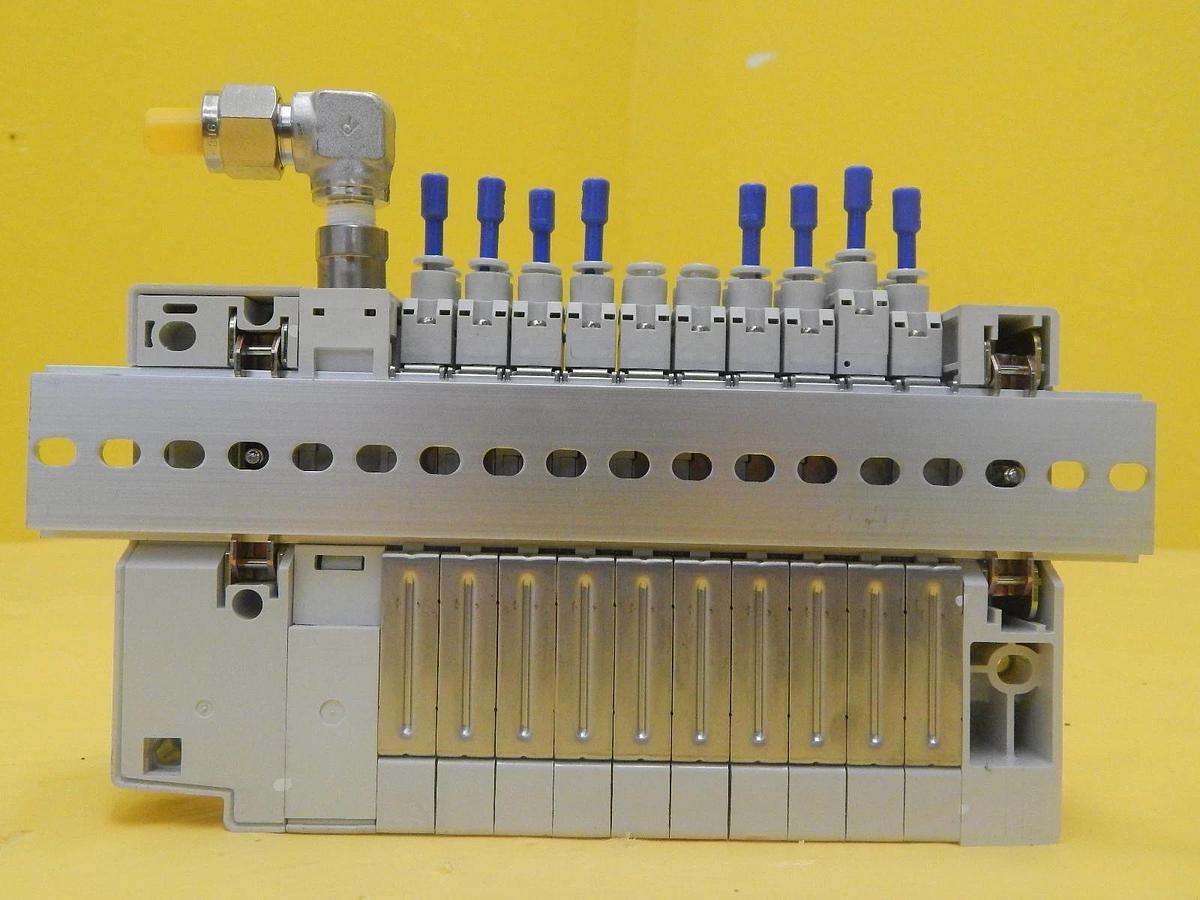 Used TEL Tokyo Electron CSV6 10-Port Manifold SMC SQ1131DY-5-C4-Q PR300Z Used Working