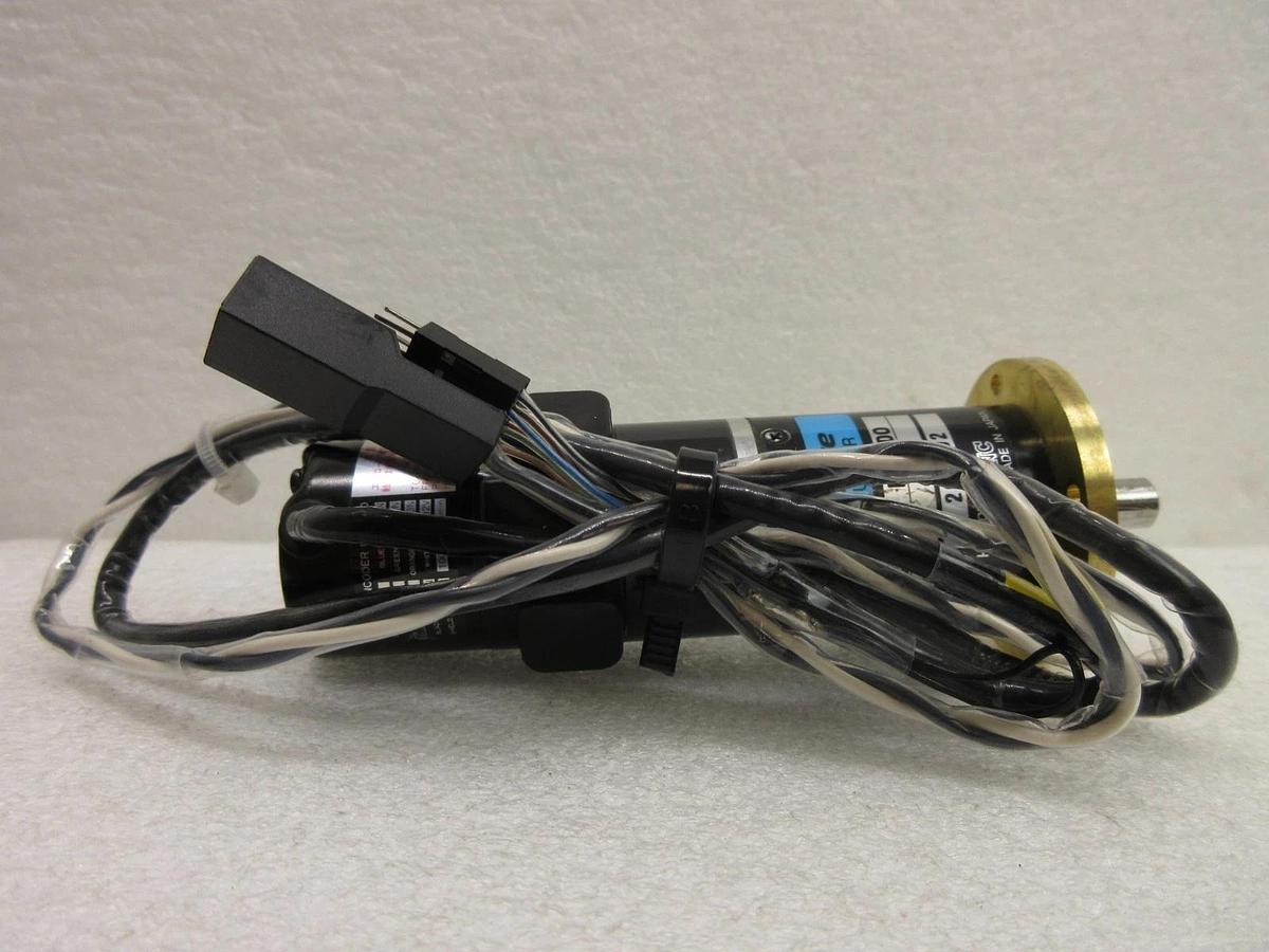 Used Harmonic Drive Systems RH-8C-6006-E100D0 Servo Actuator Nikon NSR-S205C Working