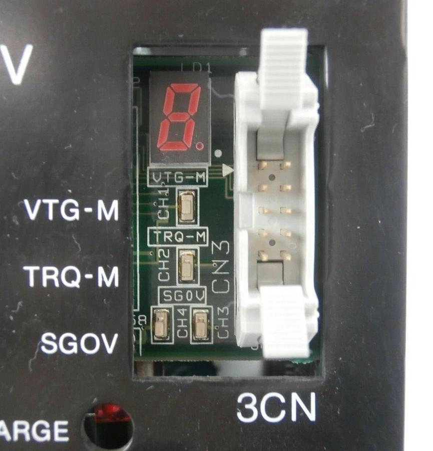 Used Yaskawa DR1-08AC N00A Servo Drive SERVOPACK with Circuit Breaker TEL Working
