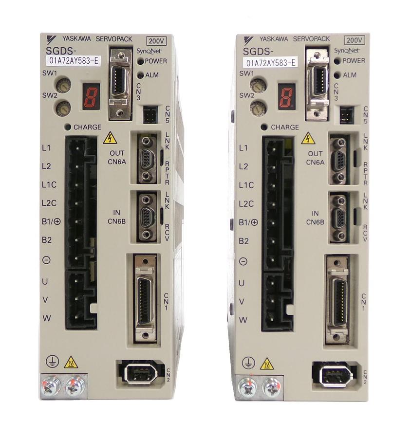 Used Yaskawa Electric SGDS-01A72AY583-E Servo Drive SERVOPACK Lot of 2 Working