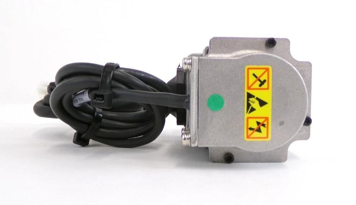 Used Sanyo Denki R2AA05010FCSSYM AC Servo Motor SANMOTION R Lot of 2 Working