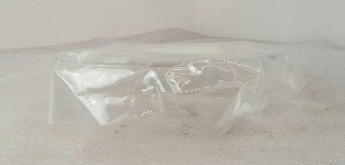 Mattson Technology 303-04716-00 Quartz Guide Ring Clamp New Surplus