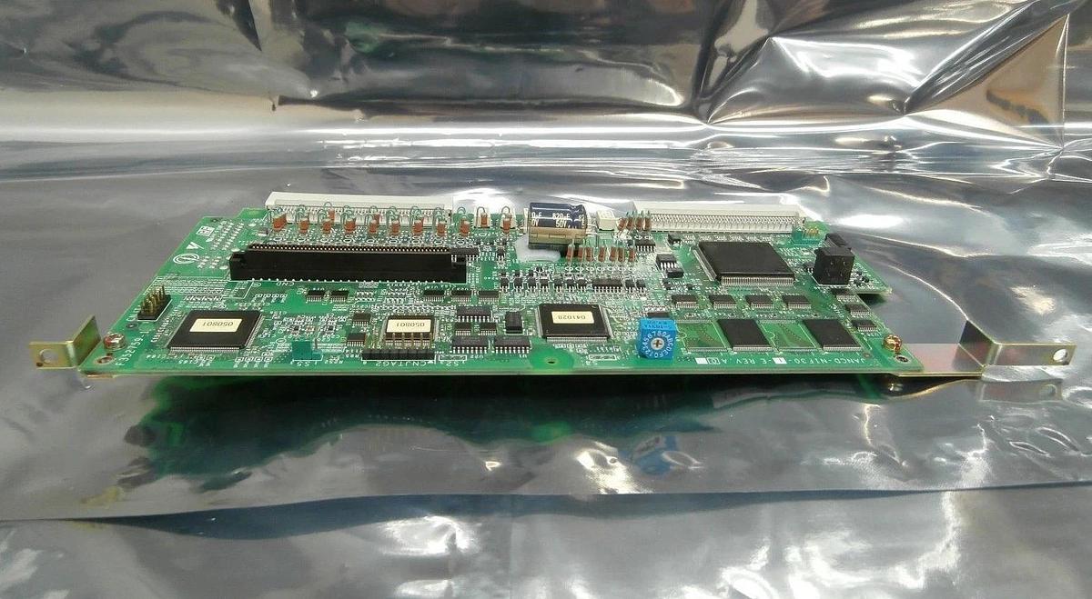 Used Yaskawa Electric JANCD-NIF30-1-E Robot Controller PCB Card F352759-1 NXC100 Used