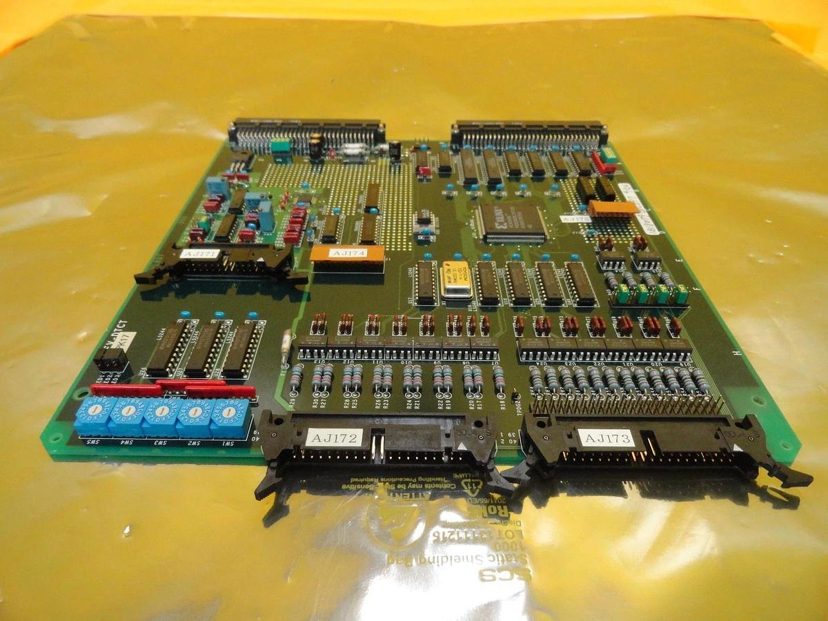 Used Hitachi High Technologies 1B18079 ZVL897 OFV-DTCT PCB Card Working