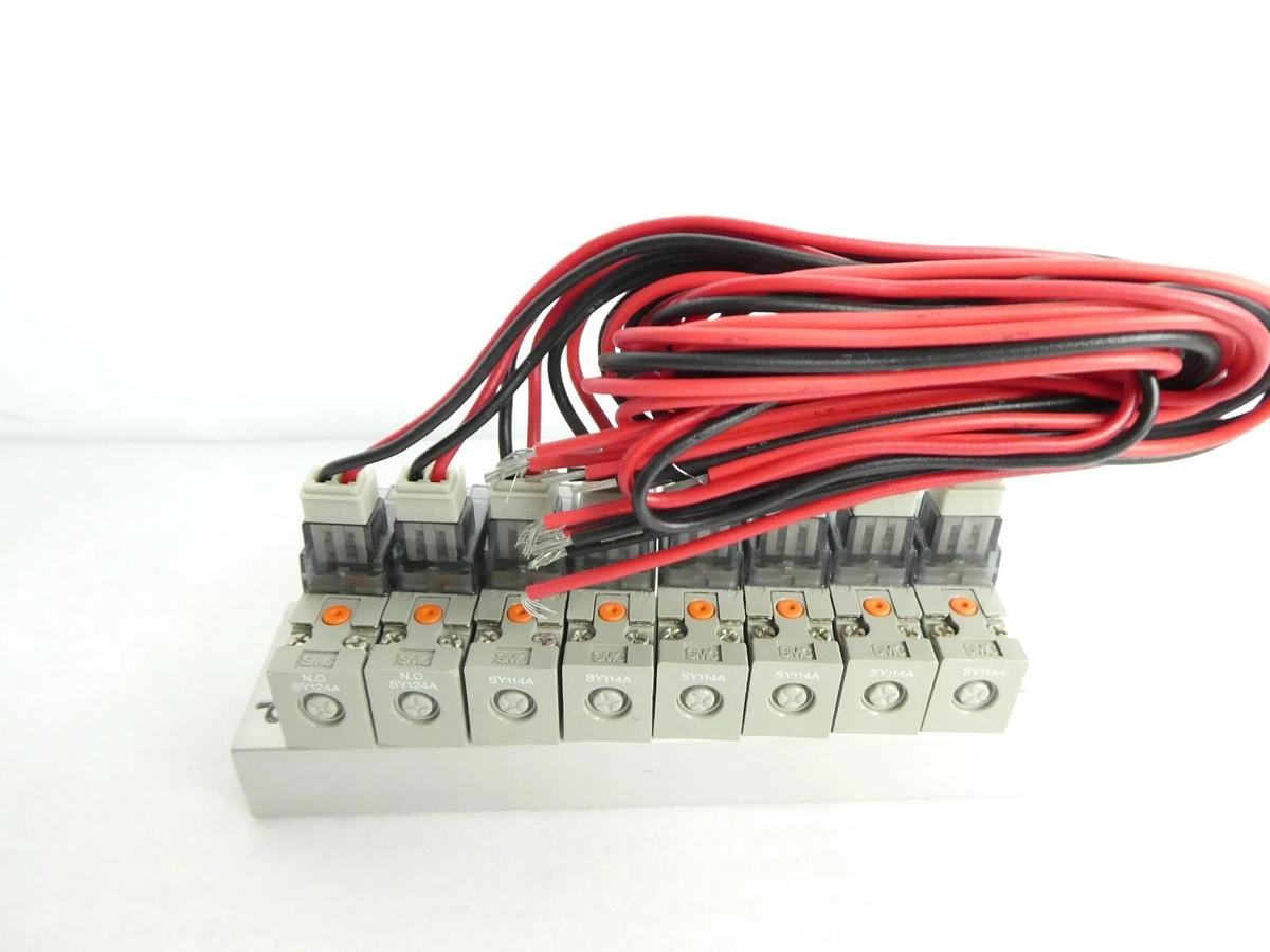 SMC US2141 8 Station Pneumatic Manifold ASM 4621304-0001 Lot of 7 New Surplus