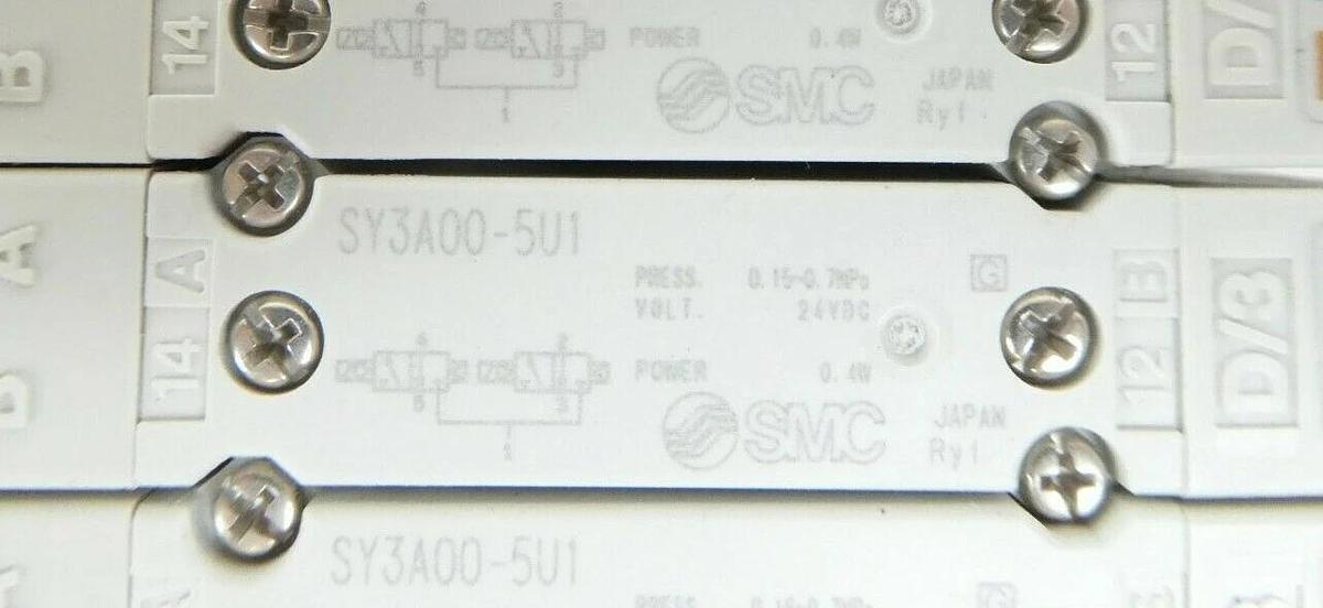 Used AMAT Applied Materials Pneumatic Block 1 SMC 16-Port Manifold INR587-33 Working