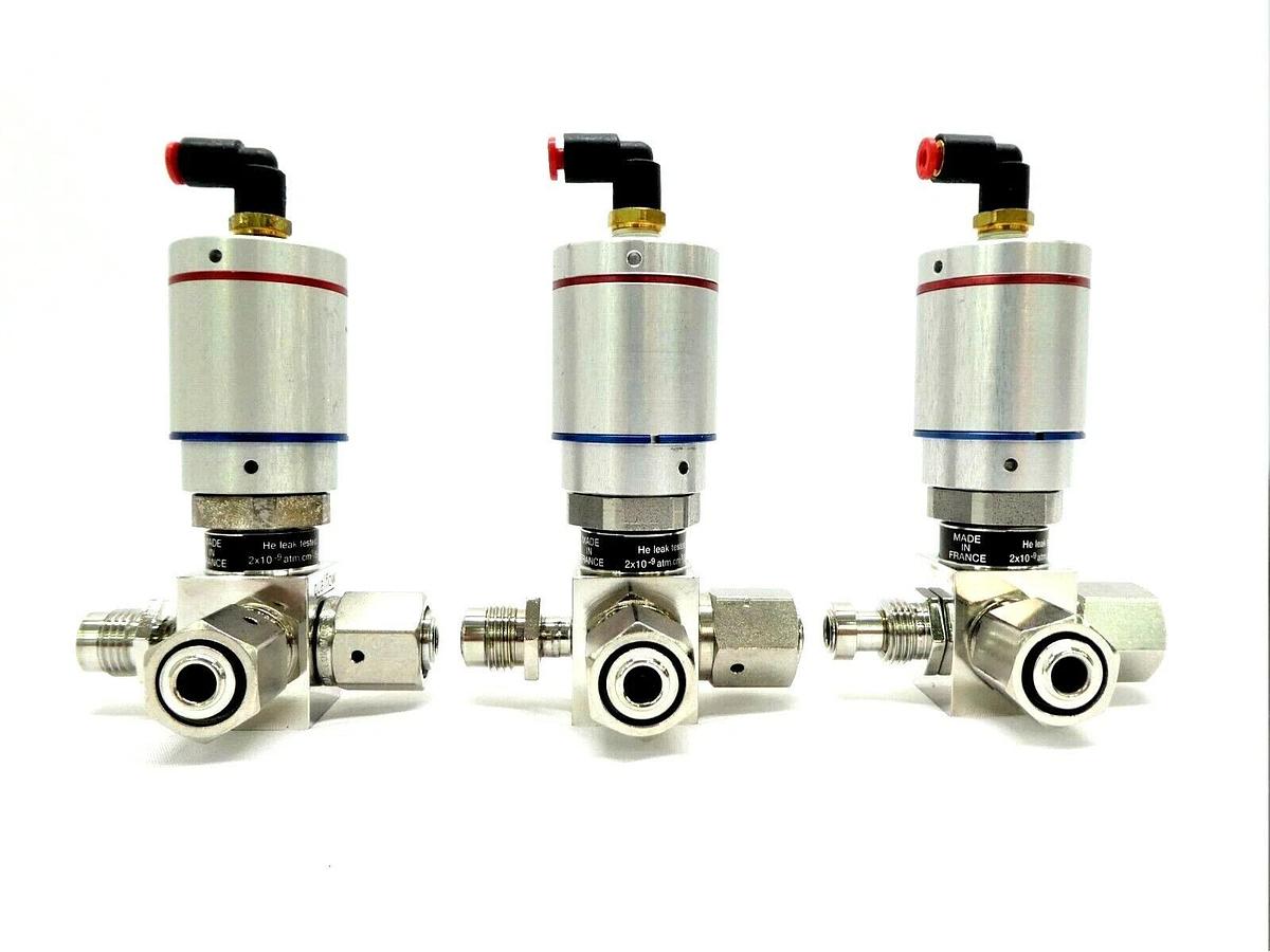 Used Qualiflow 2x10-9atm.cm3/Sec 3-Way Pneumatic Valve F HF Series Lot of 3 Working