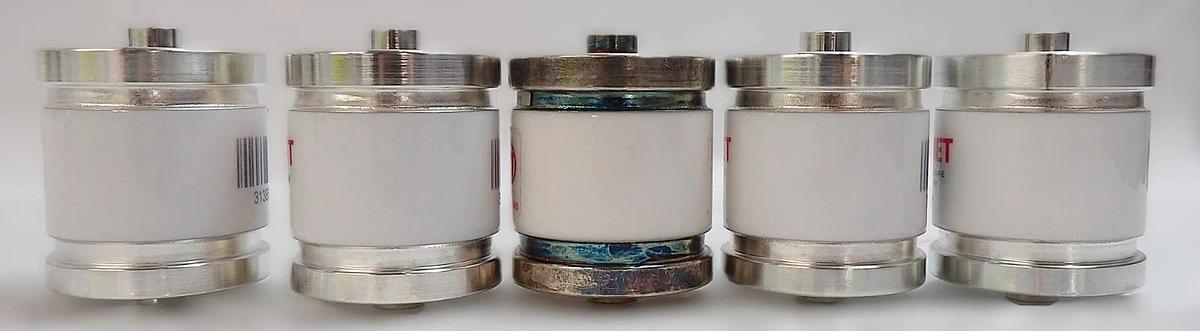 Comet CFMN-150CAC/15-AF-E Fixed Vacuum Capacitor Lot of 5 New