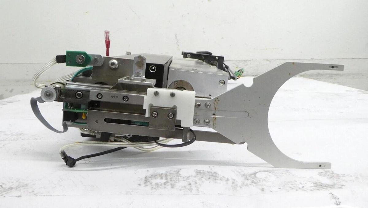 Used S Cubed Flexi Spin Thermal Process Wafer Handling Robot Arm Assembly Working