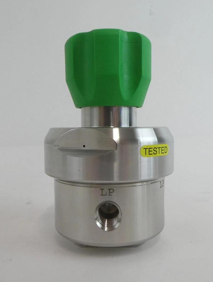 Swagelok KHF1FJC818A20000 PR Pressure Regulator Lot of 4 New