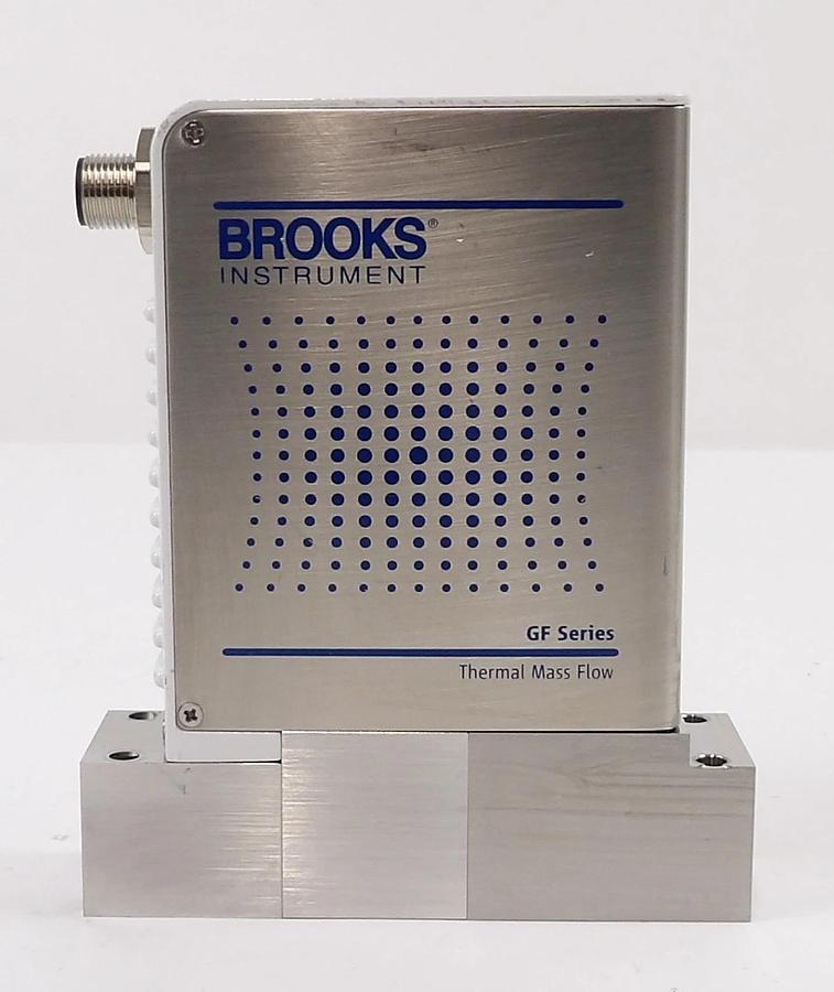 Used Brooks GF125C Mass Flow Controller MFC GF125C-102876 GF125C-102888 Lot of 12