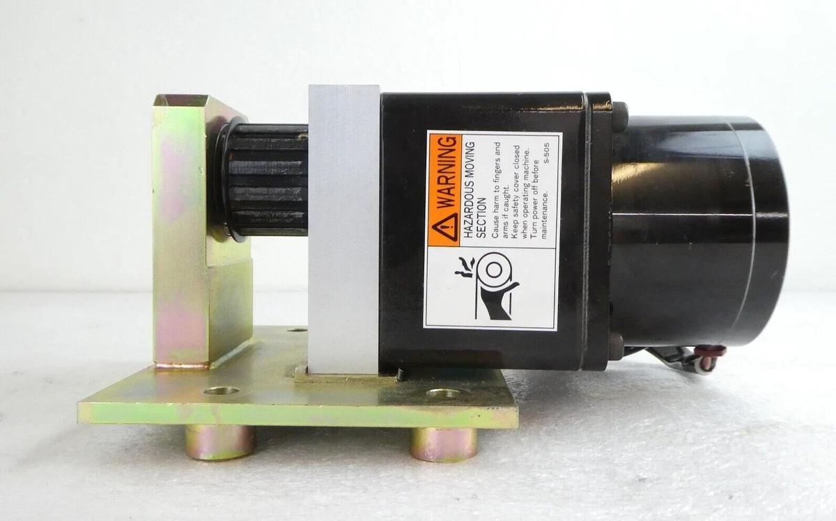 Used Oriental Motor UPH596TG10-A A6259-9415TG Stepping Motor VEXTA Lot Of 2 Working