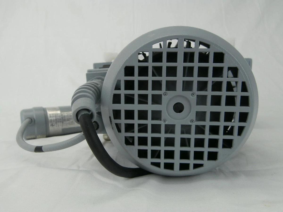 Used Vacuubrand MZ 2C Chemistry Diaphragm Vacuum Pump Tested Working