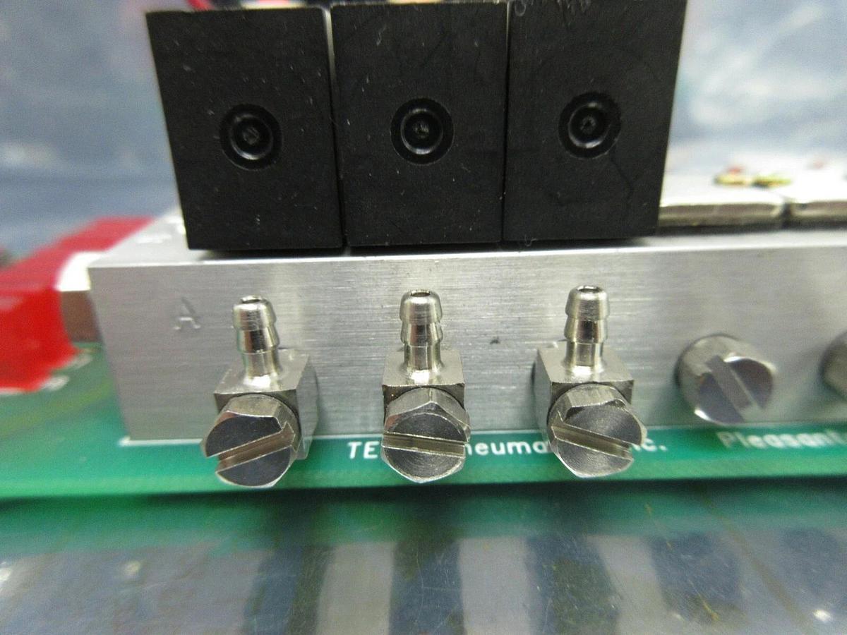 Used TECO Pneumatic DES375-010-8 3-Port Pneumatic Manifold Board PCB HA010E1 Working