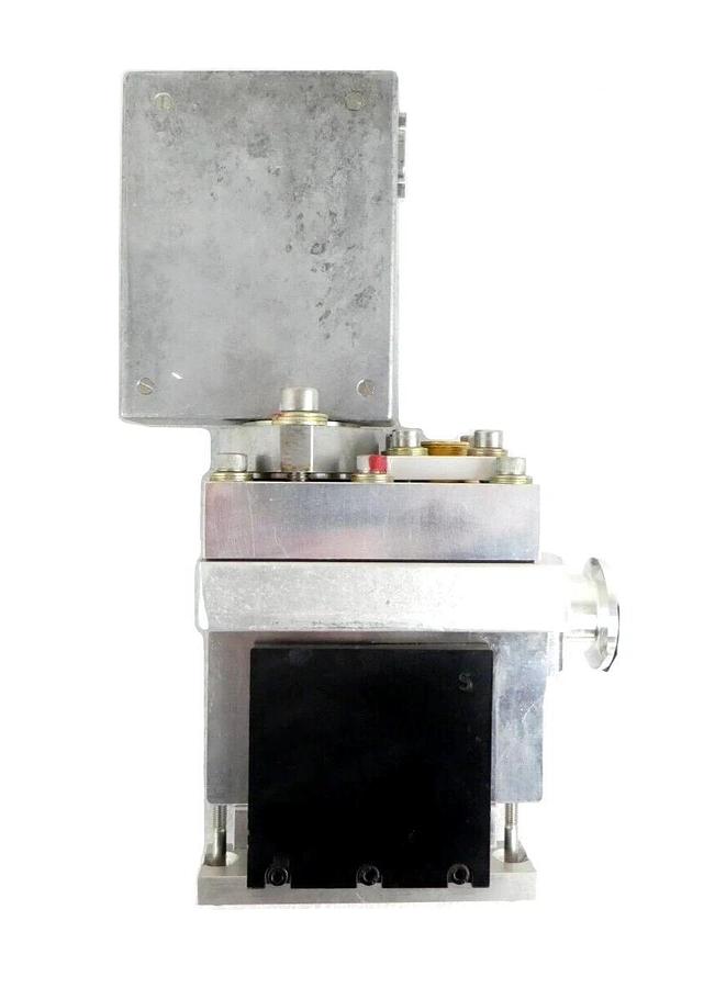 Used Alcatel Adixen 72493 Mass Spectrometry Analyzer Cell and 072494 VHS Amp Working