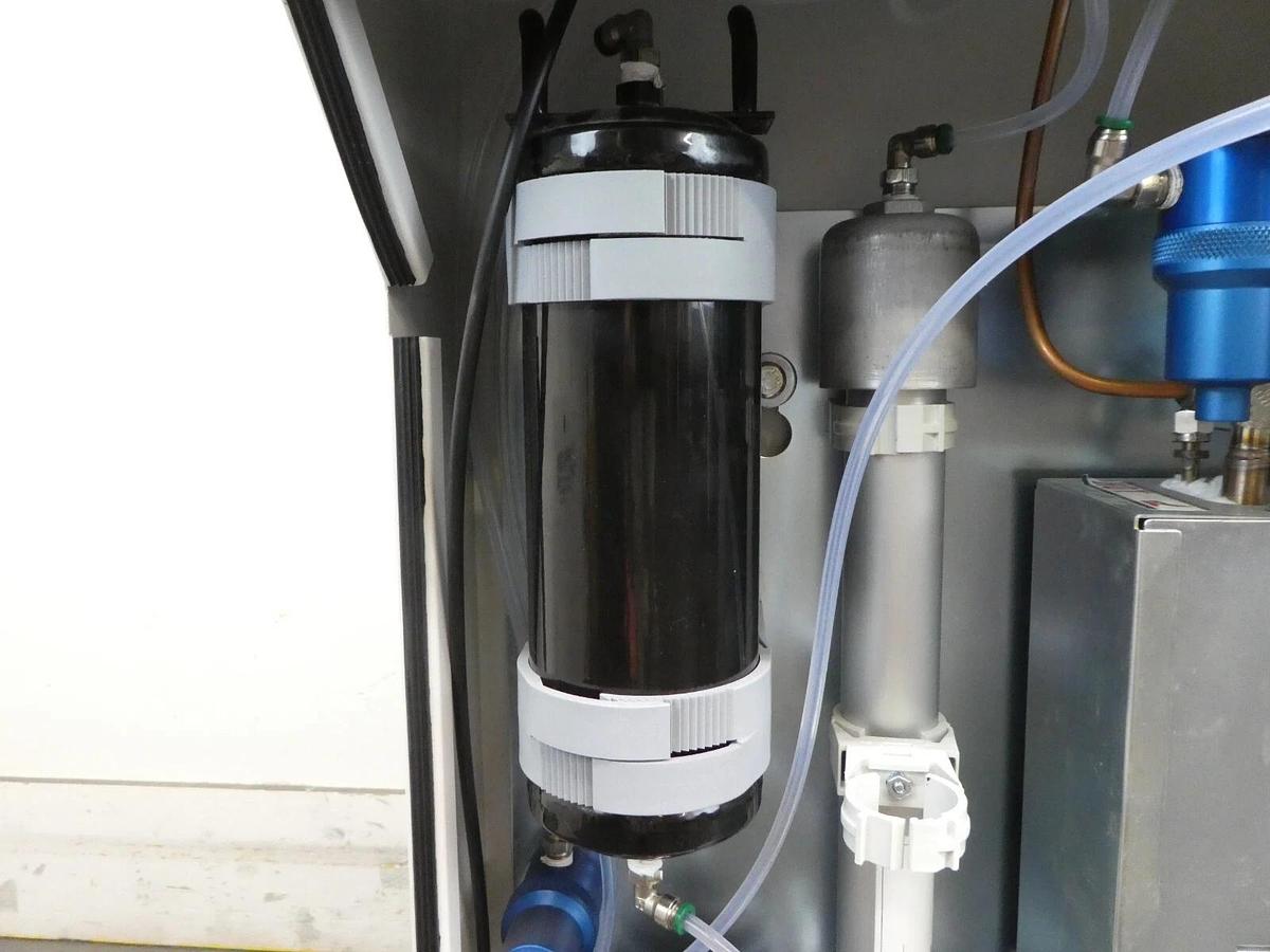 Used Parker Balston LCMS-SF5000NA LC/MS Tri-Gas Generator Source SF5000 Surplus Spare