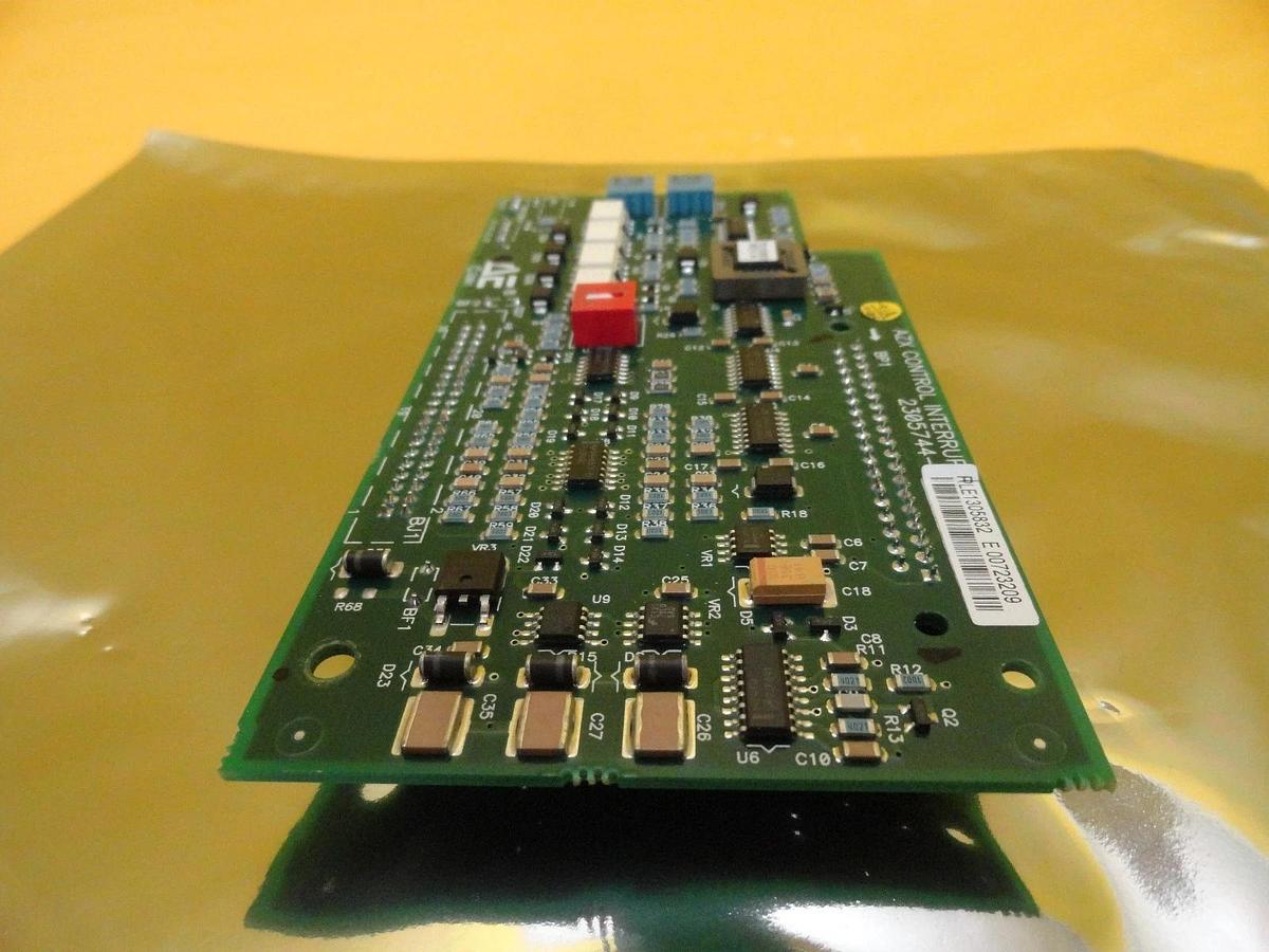 Used AE Advanced Energy PLE 1305832 E AZX Control Interrupt 2305744-B PCB Board Used