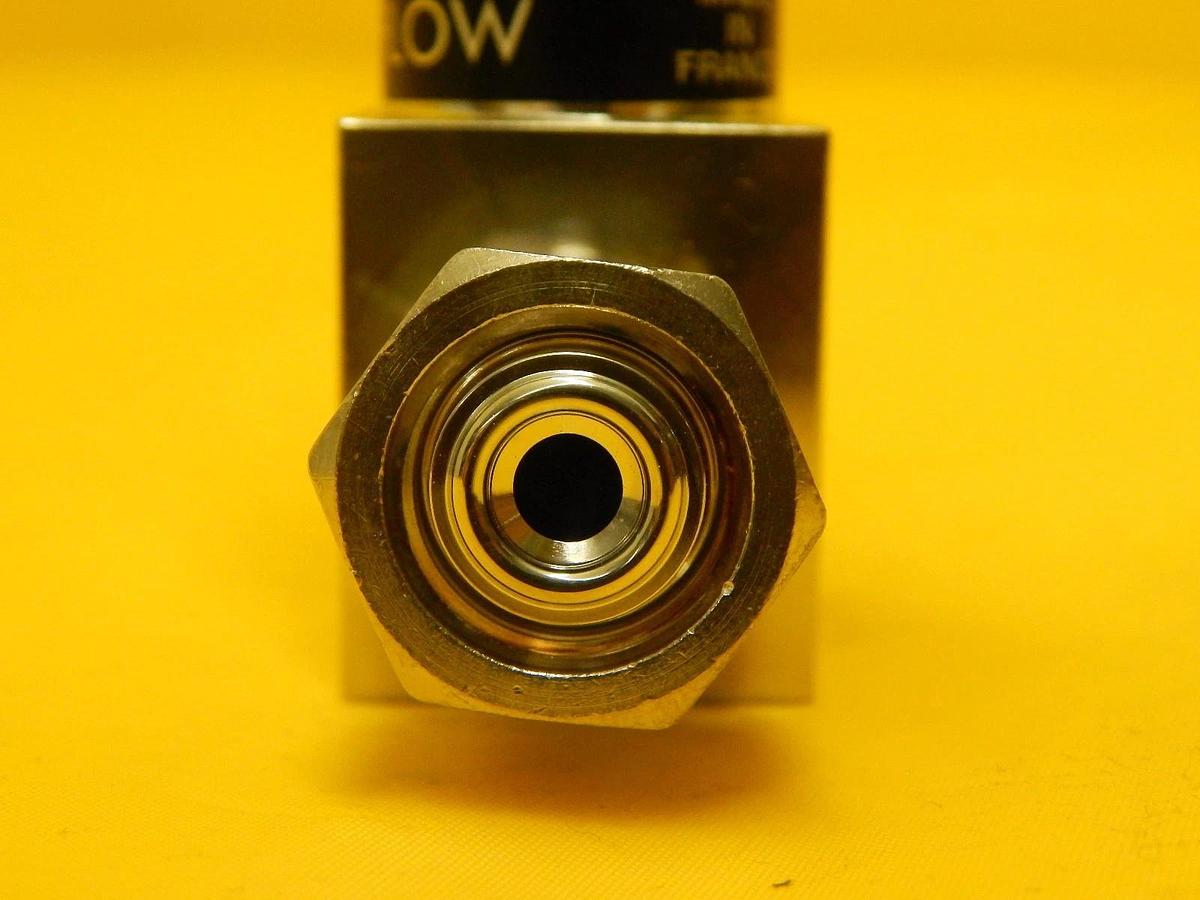 Used Qualiflow 2x10-9atm.cm3/Sec 2-Way Pneumatic Valve Reseller Lot of 3 Used Working
