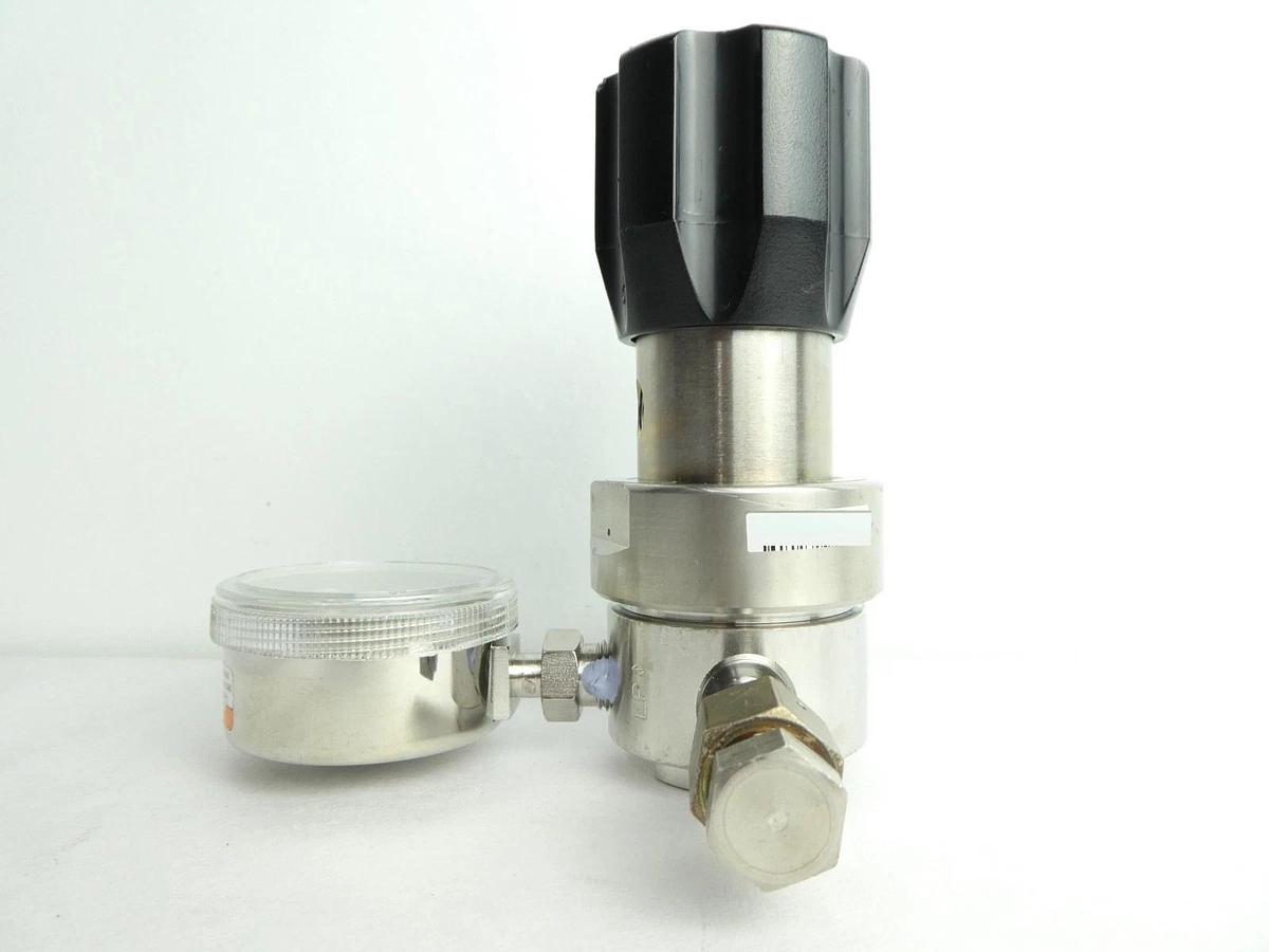 Refurbished AP Tech AP1010SM 3PW FV4 FV4 IV4 Regulator Valve With Gauge Refurbished